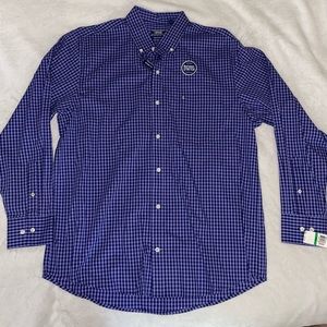 Brand new Izod button down